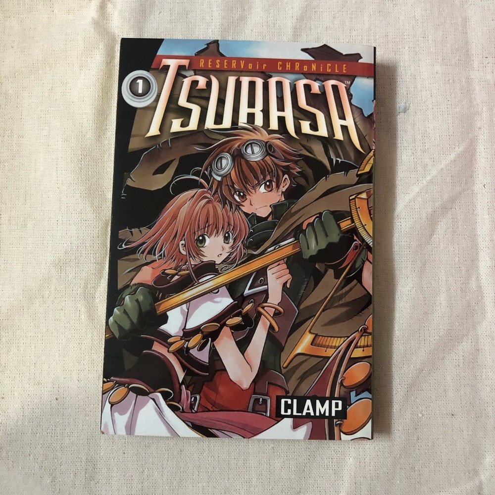 Tsubasa by CLAMP, Volume 1